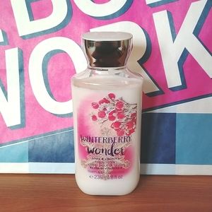 3/$30❤️‍🔥Bath & Body Works Winterberry Wonder Body Lotion